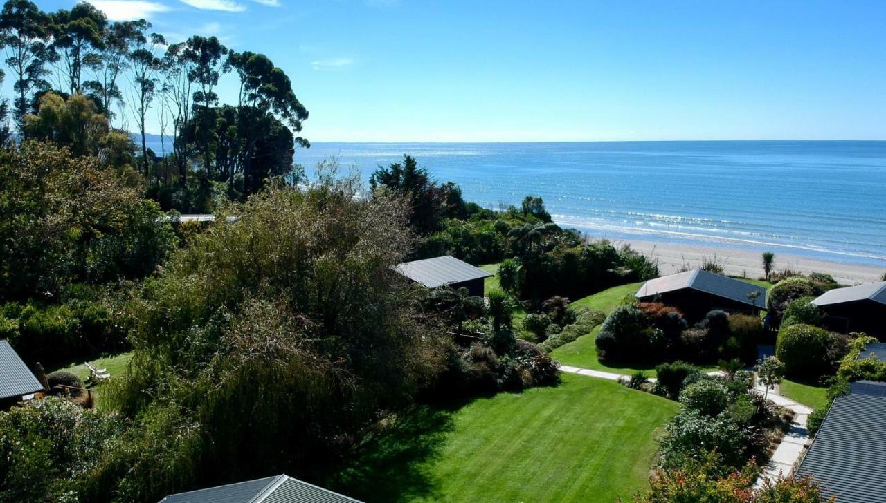 Adrift In Golden Bay- Absolute Beachfront Villas (Adults Only) Collingwood Exterior foto